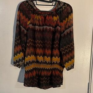 Stylish Women's Chevron Blouse - Multicolor